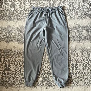 Grey lululemon joggers